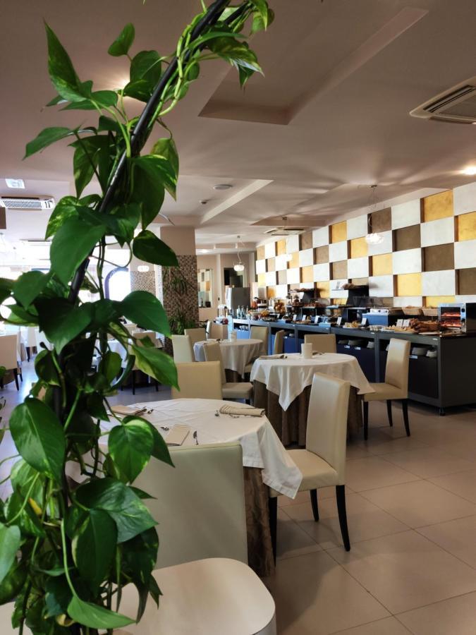 Hotel La Cartiera ヴィニョーラ エクステリア 写真