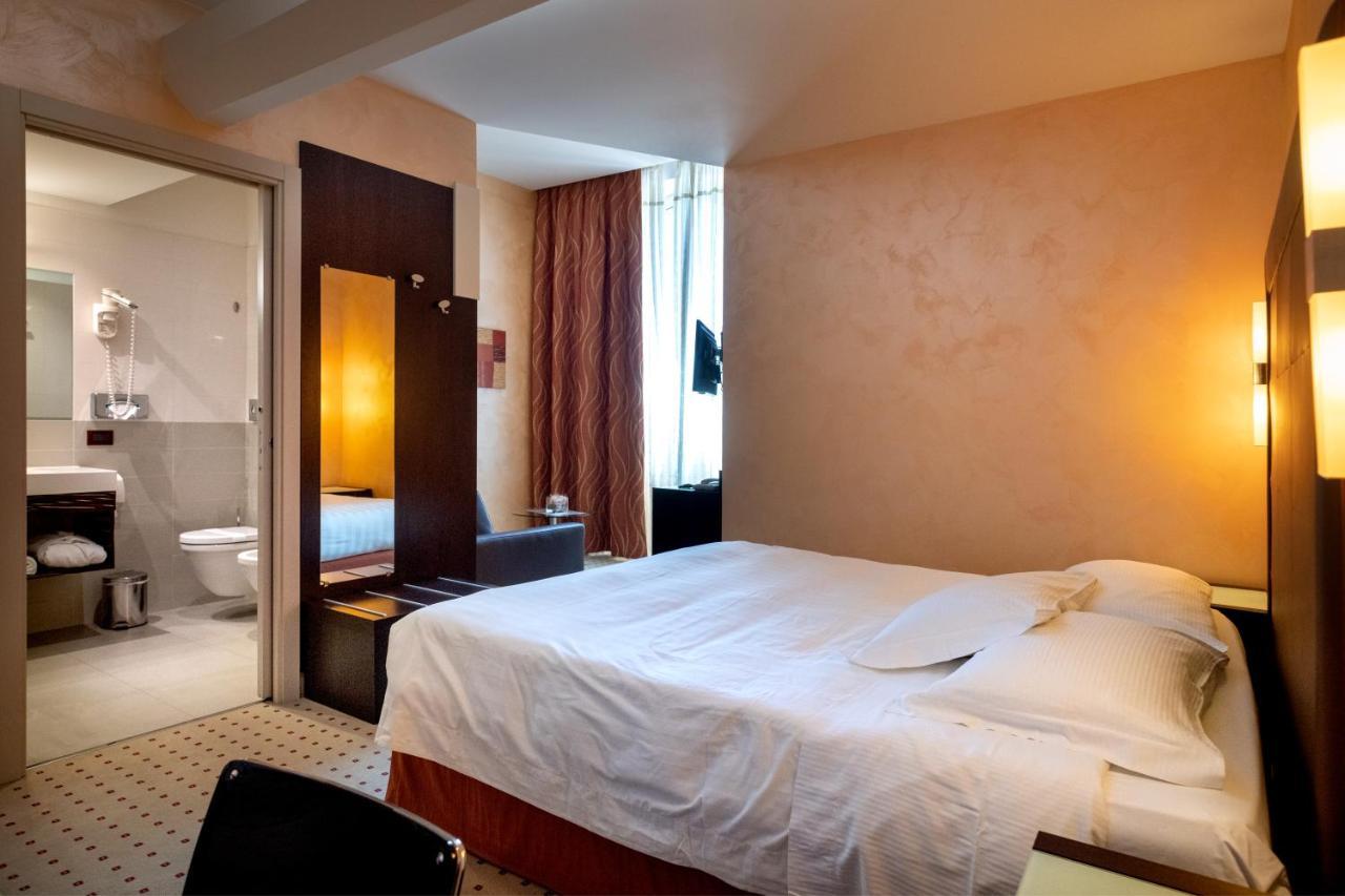Hotel La Cartiera ヴィニョーラ エクステリア 写真