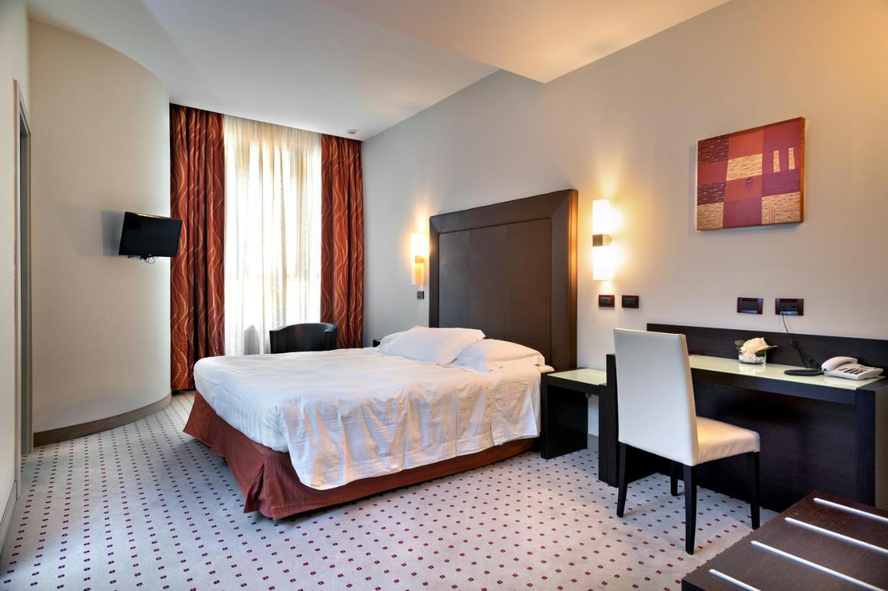 Hotel La Cartiera ヴィニョーラ エクステリア 写真