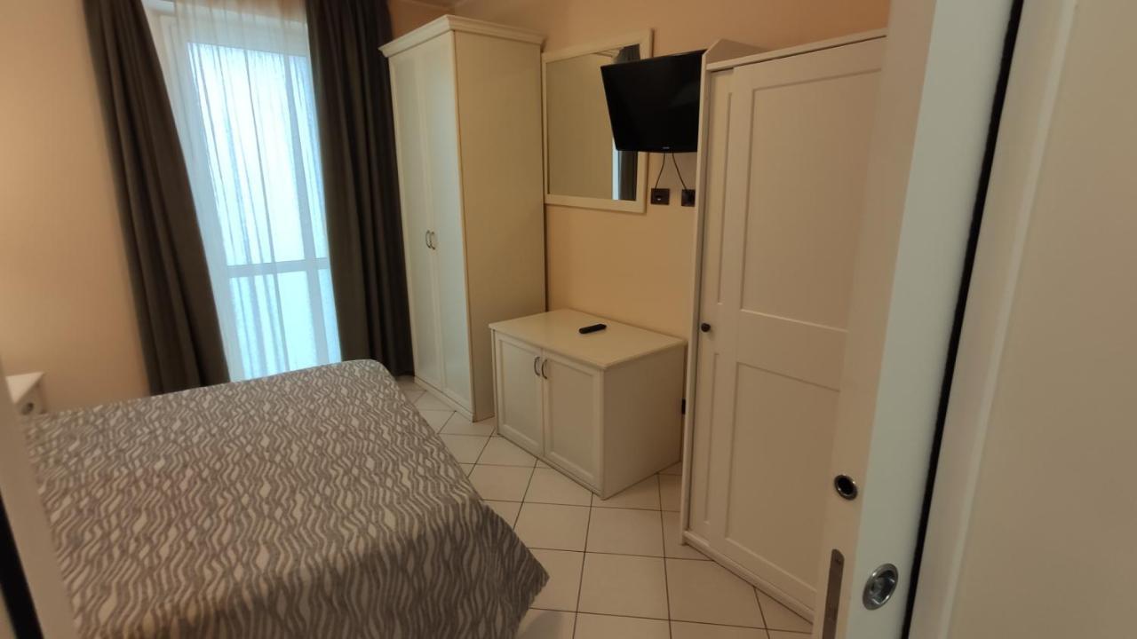 Hotel La Cartiera ヴィニョーラ エクステリア 写真